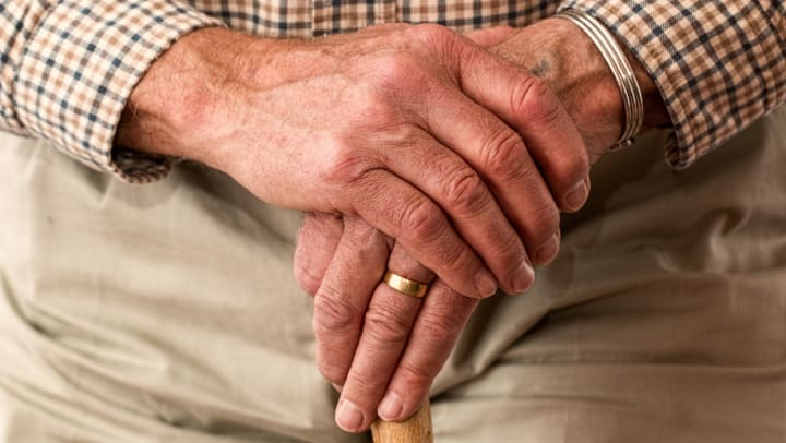 helping seniors move