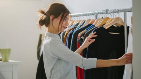 storing your summer clothes for winter